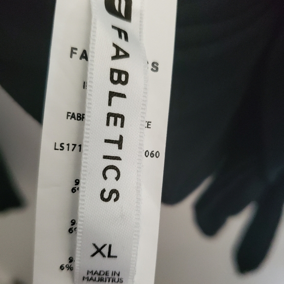 Top - Picture 3 of 3